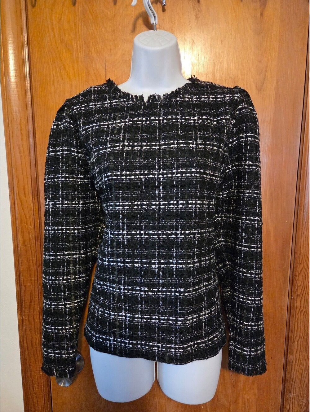 Ann Taylor Black and White Tweed Fringe Trim Flutter Sleeve Top NWT L